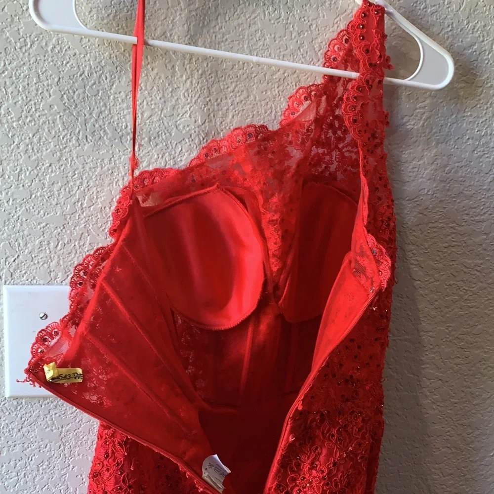 Mori Lee red rhinestone lace cocktail one shoulder dress. Size 3/4 - Picture 7 of 10